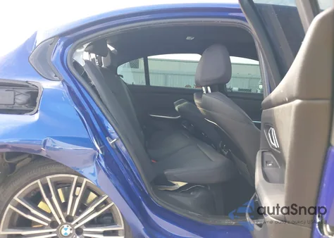 2021 BMW 3 Series M340I z USA, uszkodzony, nr VIN 3MW5U7J06M8B92311